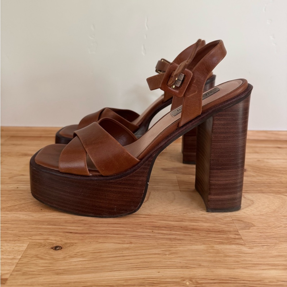 Steve Madden Brown Platform Sandals